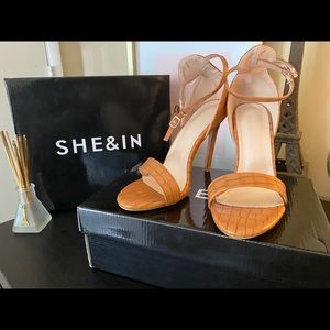 SHE & IN BRAND NEW HEELS